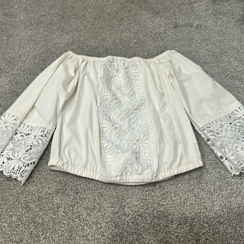 Small EXPRESS off the shoulder white top